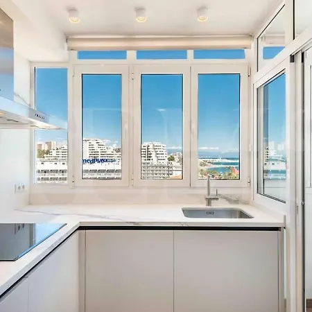Appartement Seaview Coastal In By Rems