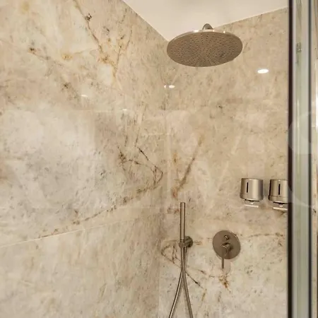 Appartement Seaview Coastal In By Rems Benalmádena