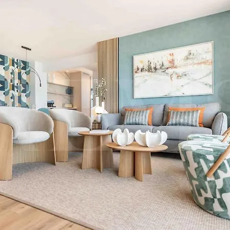 Appartement Seaview Coastal In By Rems Benalmádena